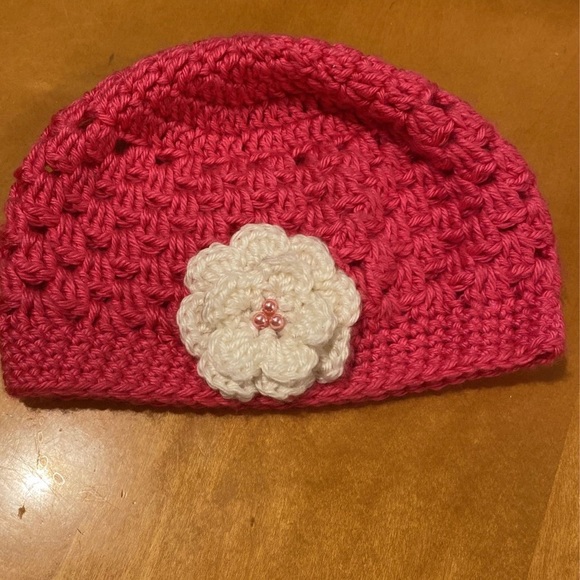 Girls crocheted beanies - Picture 2 of 4